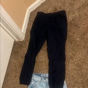 1 pant, 1 pair of jeans and 1 pair of shorts